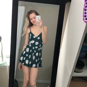 Floral strappy romper!